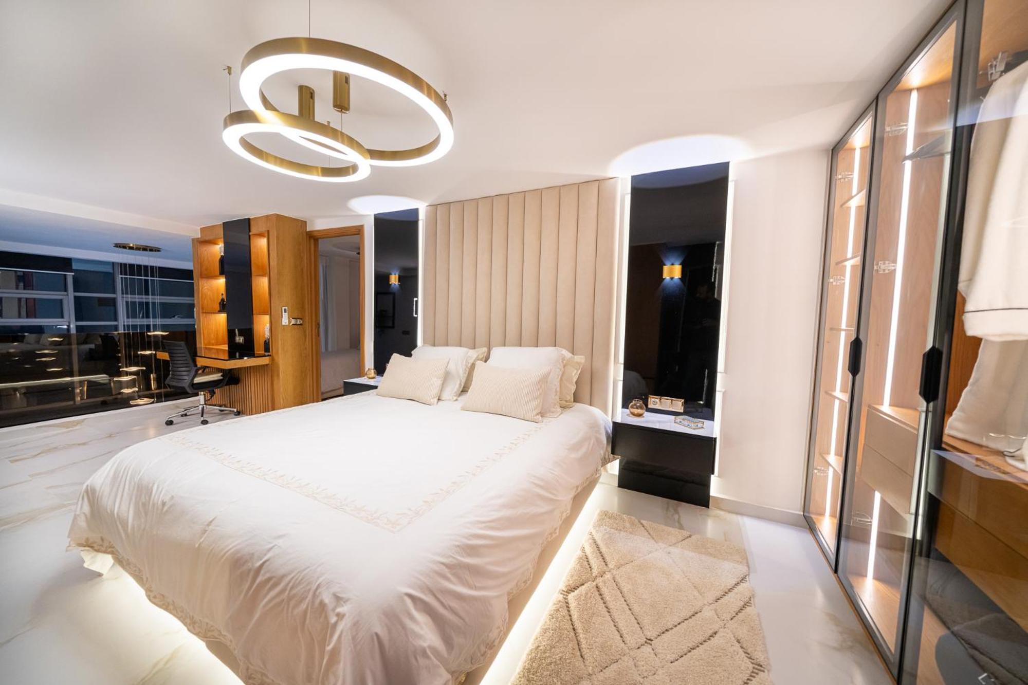 Ecrin Secret, Duplex Prestige, Proche Corniche & Medina, Piscine, Parking, Wifi, Iptv, Ac Tânger Exterior foto