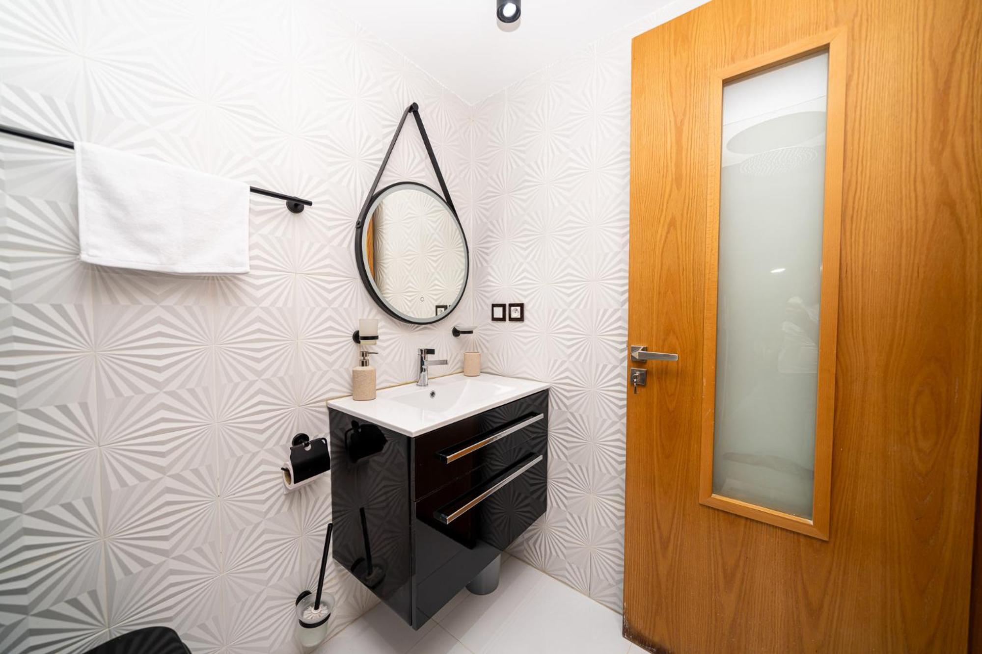 Ecrin Secret, Duplex Prestige, Proche Corniche & Medina, Piscine, Parking, Wifi, Iptv, Ac Tânger Exterior foto